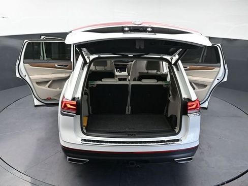 Used 2024 Volkswagen Atlas SE FWD image 43