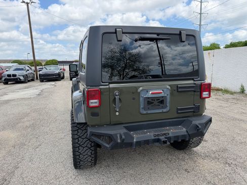 Used 2015 Jeep Wrangler Unlimited Sahara w/ Trailer Tow Group AWD/4WD image 5