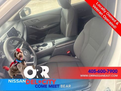 Used 2024 Nissan Rogue S FWD image 14