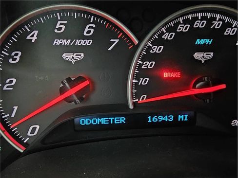 Used 2013 Chevrolet Corvette Grand Sport w/ 4LT Preferred Equipment Group RWD image 16