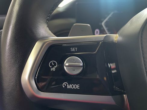 Used 2025 BMW 740i xDrive image 34