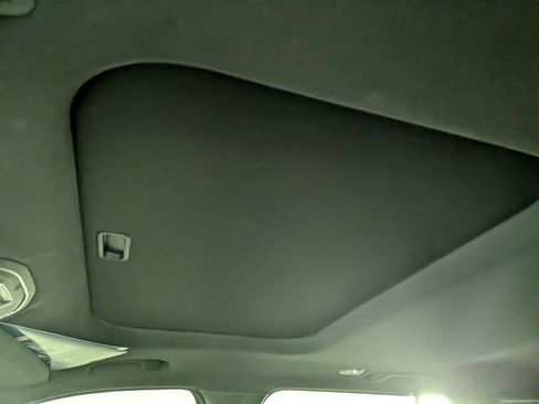 Certified 2024 Jeep Grand Cherokee Altitude image 31