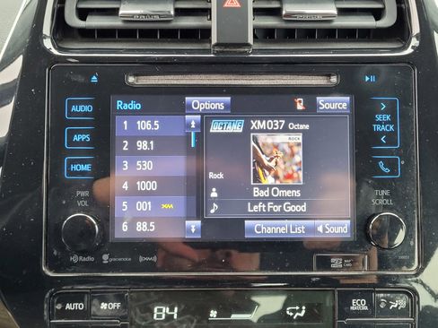 Used 2018 Toyota Prius Prime Plus image 11