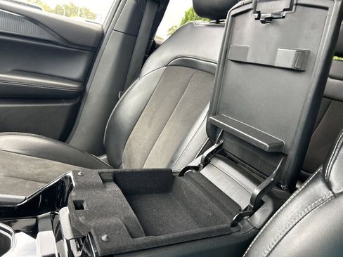 Used 2023 Jeep Grand Cherokee L Altitude image 32