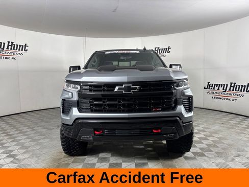 Used 2025 Chevrolet Silverado 1500 LT Trail Boss w/ Convenience Package II AWD/4WD image 3