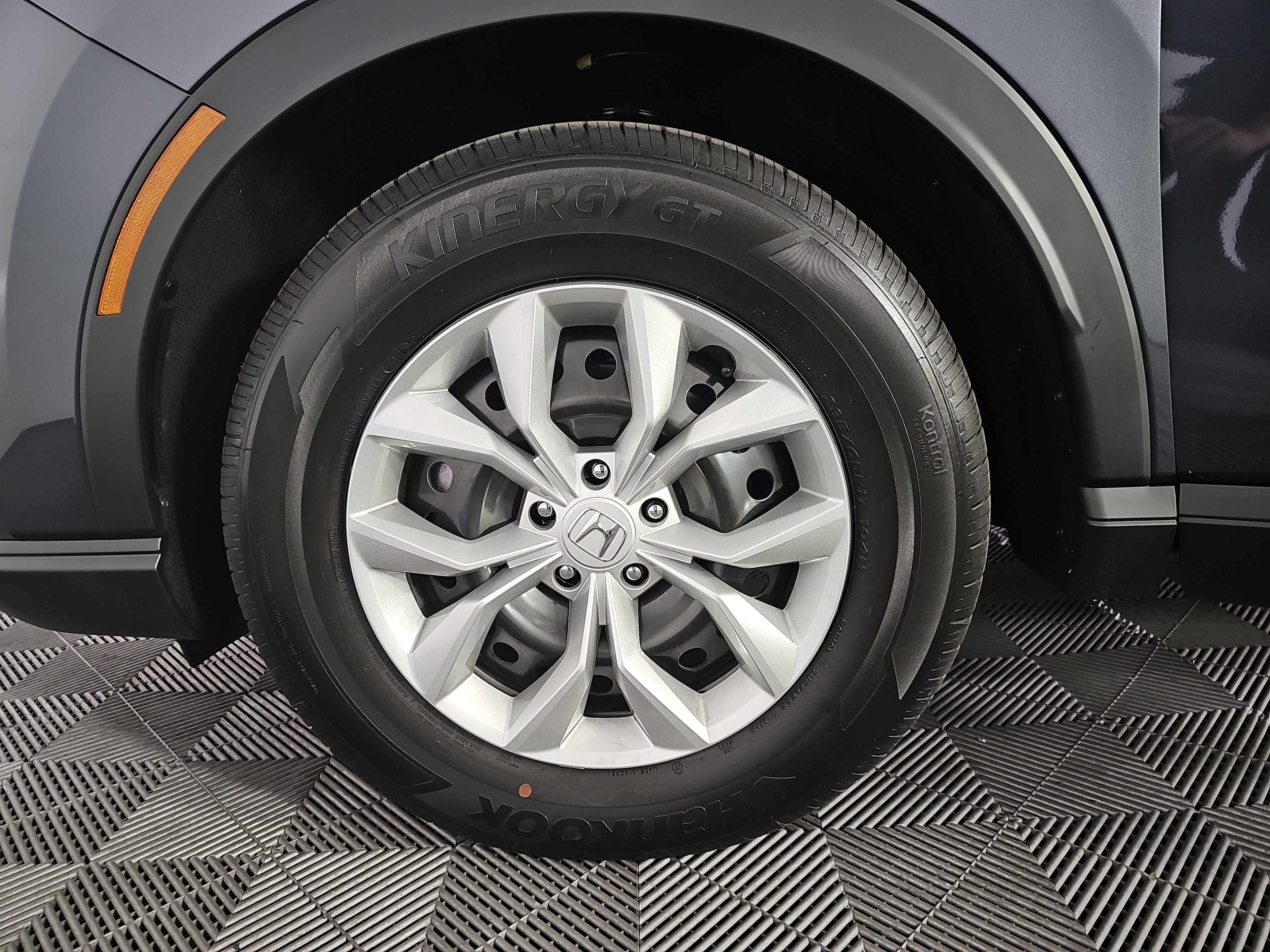 Used 2026 Honda CR-V LX image 11