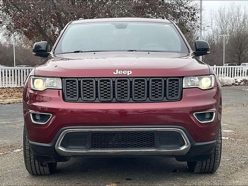 Used 2019 Jeep Grand Cherokee Limited image 3