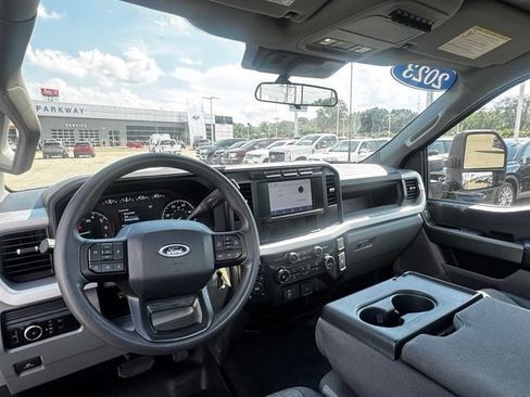 Used 2023 Ford F250 XL w/ STX Appearance Package AWD/4WD image 13