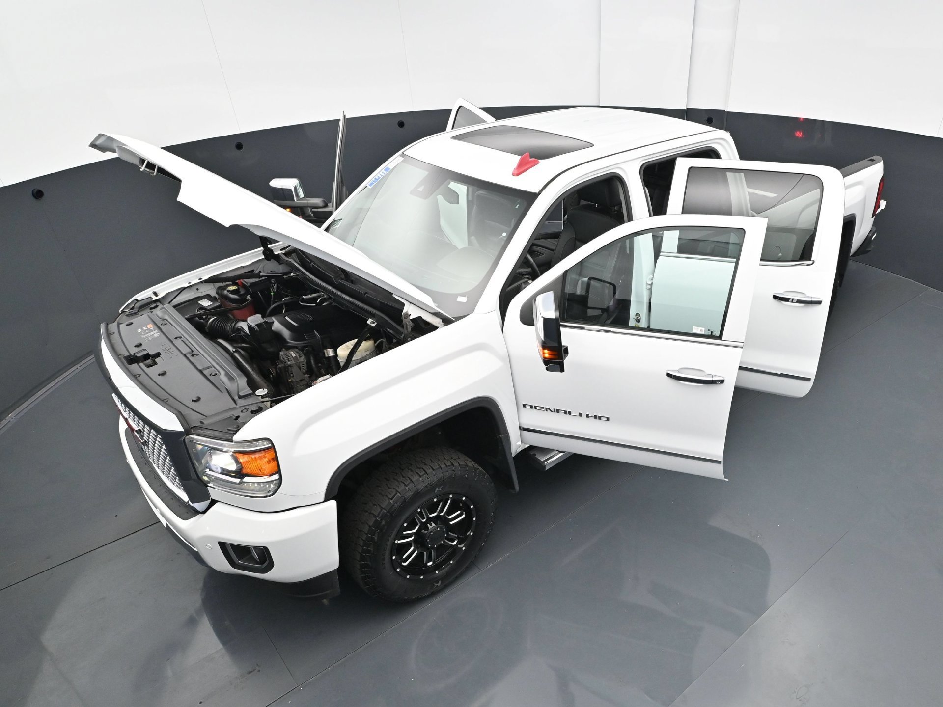 Used 2016 GMC Sierra 2500 Denali w/ Driver Alert Package AWD/4WD image 42