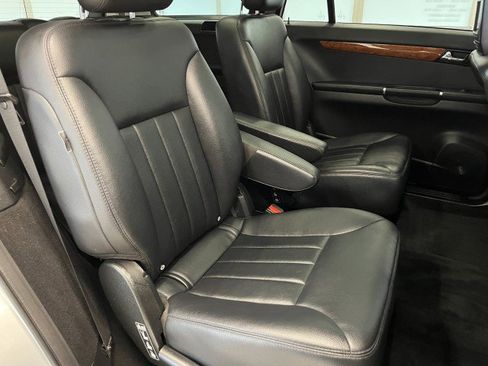 Used 2008 Mercedes-Benz R 350 4MATIC image 30