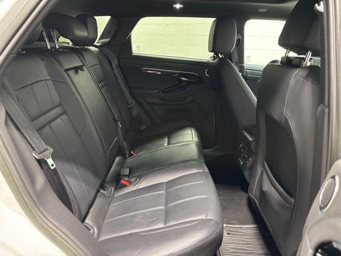 Used 2023 Land Rover Range Rover Evoque R-Dynamic SE AWD/4WD image 39