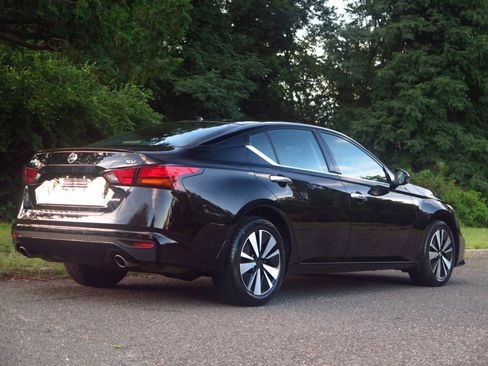Used 2019 Nissan Altima 2.5 SV AWD/4WD image 5