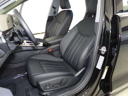 Used 2025 Audi A5 2.0T Premium w/ Convenience Package image 22