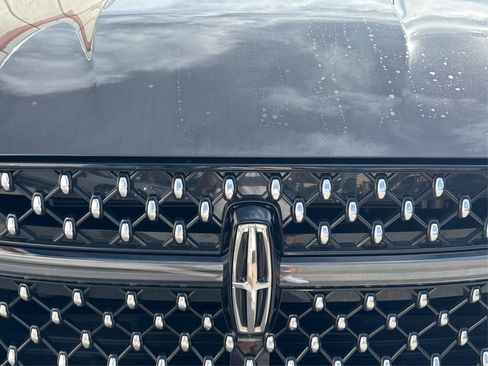 Used 2025 Lincoln Navigator Black Label image 13