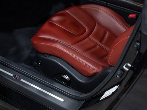 Used 2021 Nissan GT-R Premium AWD/4WD image 25