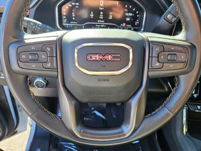 Used 2025 GMC Sierra 3500 AT4 w/ AT4 Premium Plus Package AWD/4WD image 32