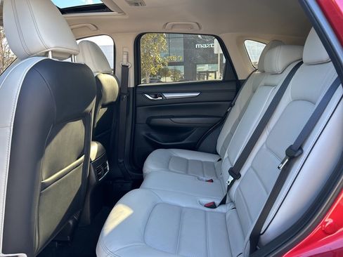 Certified 2024 MAZDA CX-5 AWD 2.5 S w/ Preferred Package image 4