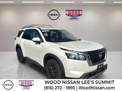 Used 2023 Nissan Pathfinder SL