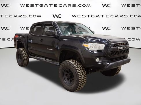 Used 2019 Toyota Tacoma SR5 image 4