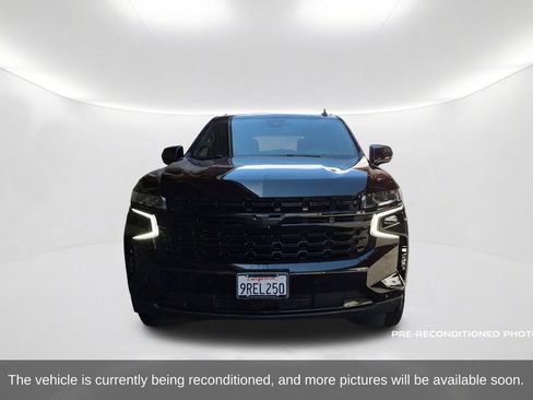 Used 2024 Chevrolet Tahoe LS RWD image 2