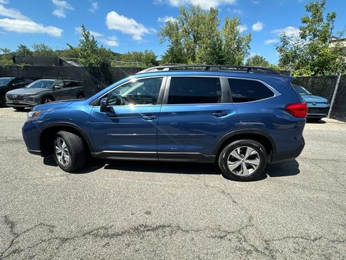 Used 2022 Subaru Ascent Premium w/ Convenience Package AWD/4WD image 3