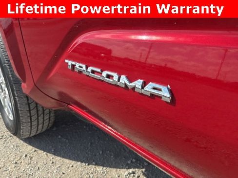 Used 2024 Toyota Tacoma SR5 image 7