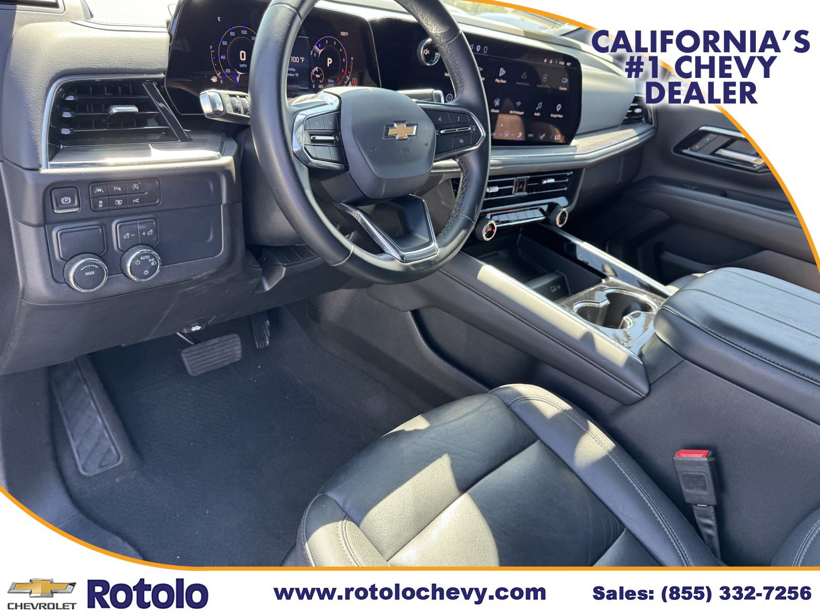 Used 2025 Chevrolet Suburban LT RWD image 16