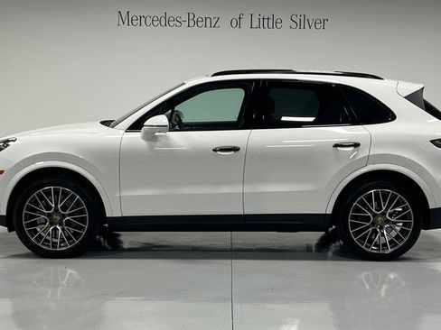Used 2022 Porsche Cayenne S image 2