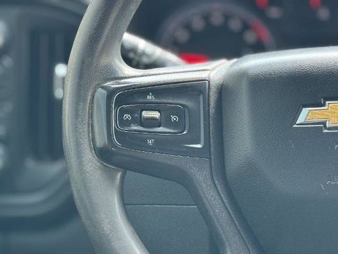 Used 2020 Chevrolet Silverado 2500 Custom w/ Custom Value Package AWD/4WD image 4