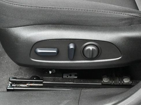 Used 2024 Chevrolet Malibu LT FWD image 12