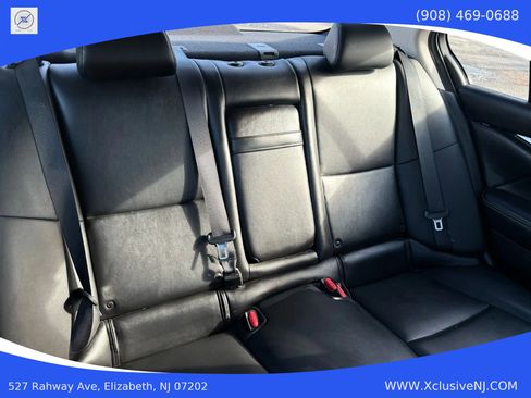 Used 2018 INFINITI Q50 Luxe w/ Essential Package (3.0T Luxe) image 22