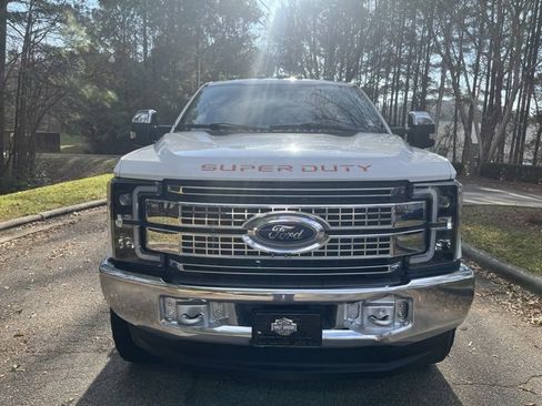 Used 2019 Ford F250 XL w/ Power Equipment Group image 3