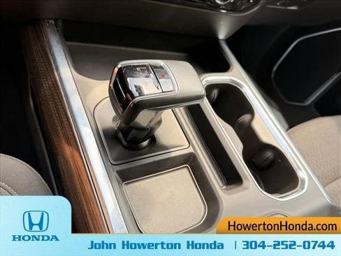 Used 2022 Chevrolet Silverado 1500 RST AWD/4WD image 23