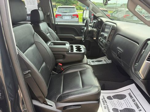 Used 2019 Chevrolet Silverado 3500 LT w/ LT Convenience Package AWD/4WD image 25