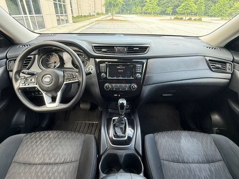 Used 2019 Nissan Rogue SV AWD/4WD image 23