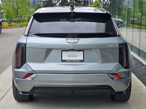 New 2026 Cadillac Optiq V AWD/4WD image 4