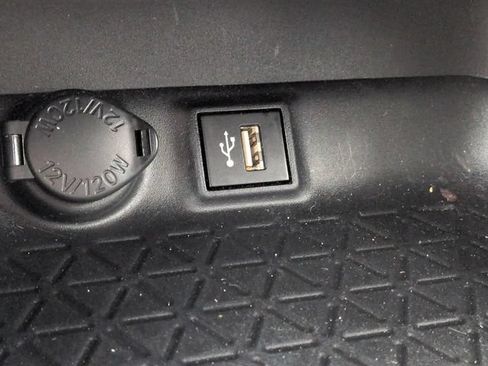 Certified 2024 Toyota RAV4 XLE FWD image 21