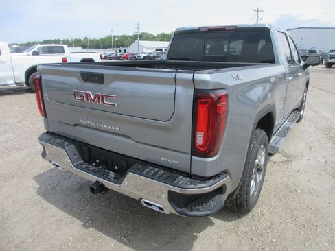 New 2026 GMC Sierra 1500 SLT w/ SLT Premium Plus Package AWD/4WD image 5
