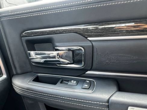 Used 2016 RAM 1500 4x4 Crew Cab Laramie Longhorn image 49