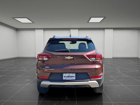 Used 2022 Chevrolet TrailBlazer LT w/ Driver Confidence Package image 6