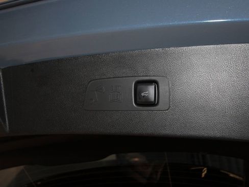 Used 2025 Lincoln Corsair Grand Touring w/ Towing Package image 38