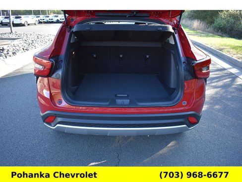 New 2026 Chevrolet Trax LT w/ Driver Confidence Package FWD image 28
