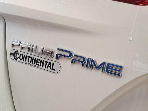 Used 2020 Toyota Prius Prime LE image 7