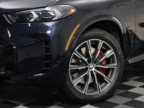 Certified 2026 BMW X5 xDrive40i AWD/4WD image 3