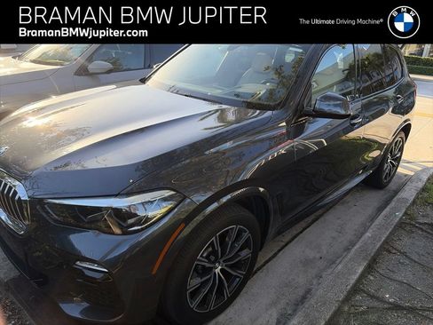 Used 2021 BMW X5 xDrive40i w/ M Sport Package AWD/4WD image 1