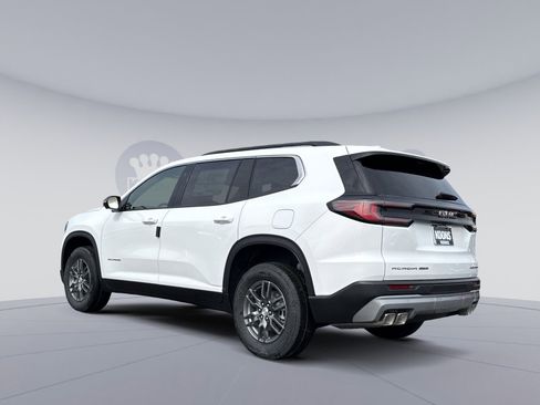 New 2026 GMC Acadia Elevation image 4