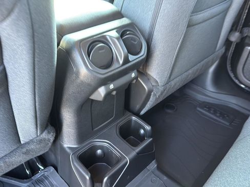 New 2025 Jeep Gladiator Sport image 27