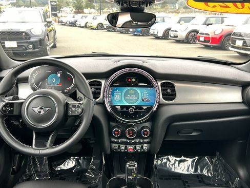 Used 2023 MINI Cooper S image 33