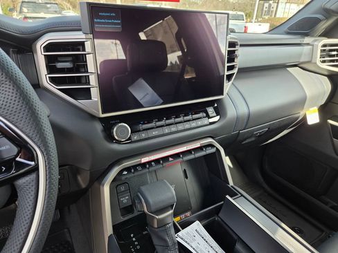 New 2026 Toyota Tundra Platinum AWD/4WD image 18
