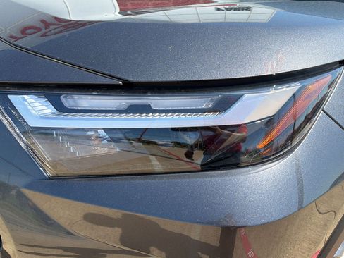Used 2025 Toyota RAV4 LE AWD/4WD image 12